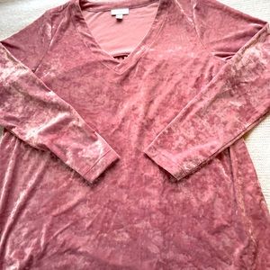 JJill pink crushed velvet tunic size Medium.